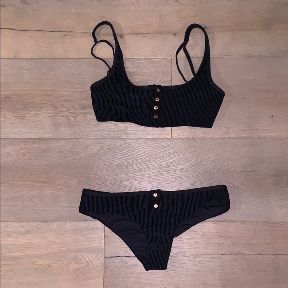 Black Frankie’s Bikini (xsmall top + small bottom)